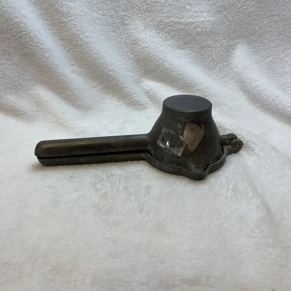 Vintage Cast Aluminum Juicer, marked Made in Italy‎